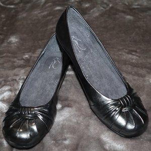 Kim Rogers Krista Flat Slip On Shoes, Gray, Size 7.5